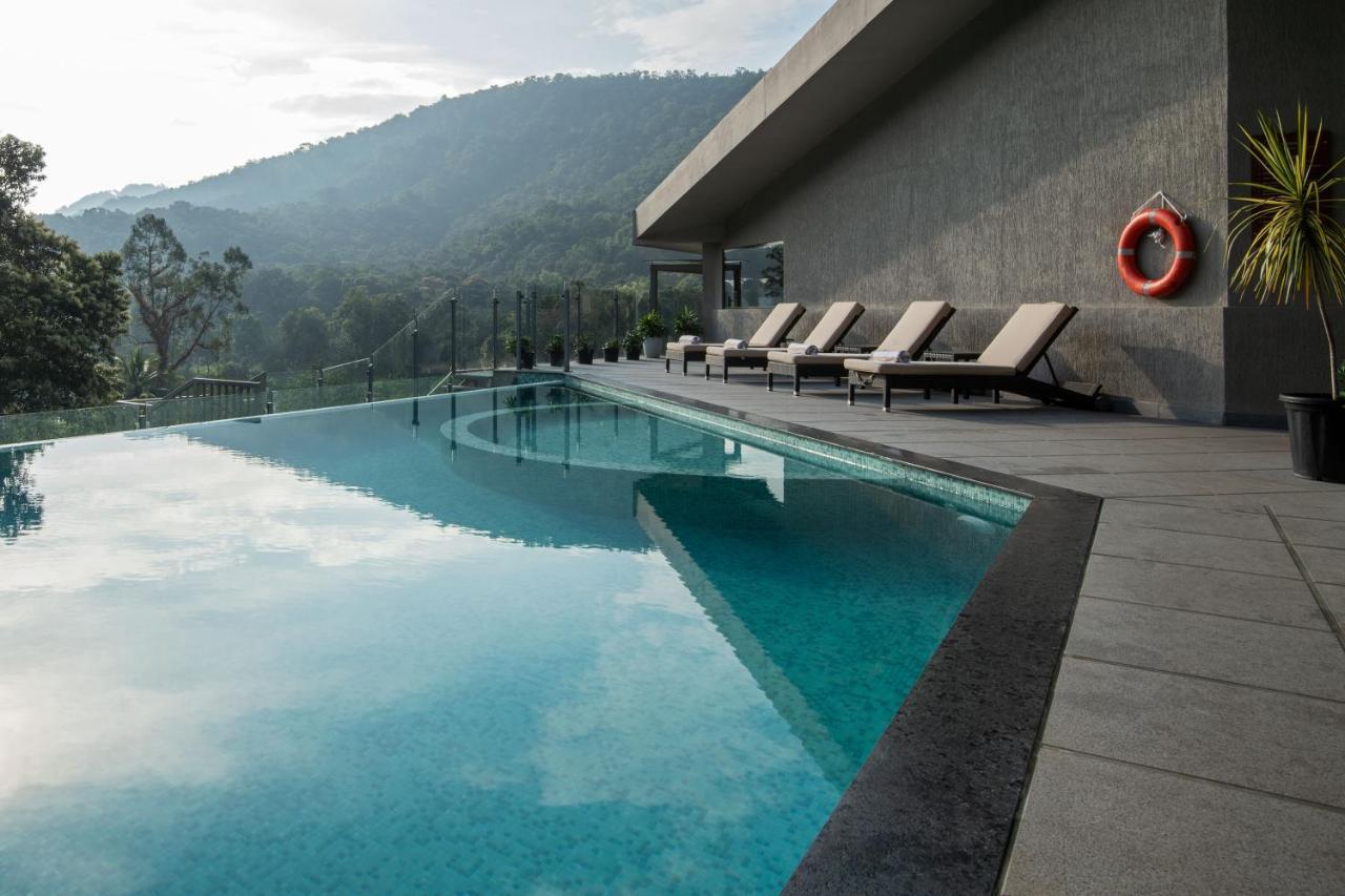 Niraamaya Retreats Samroha Athirappilly Buitenkant foto