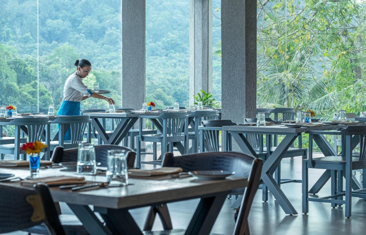 Niraamaya Retreats Samroha Athirappilly Buitenkant foto